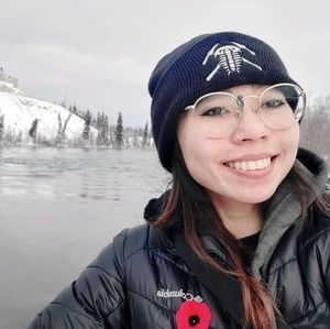 Meet your Posher, Carissa